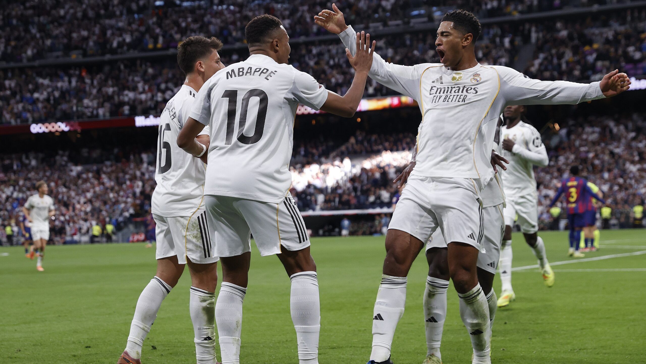 Revancha merengue: el Real Madrid vence al Barça y vuelve a mandar en el Clásico