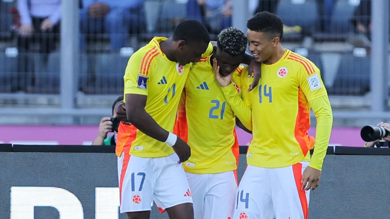 Néiser Villarreal brilla y Colombia a cuartos: "Despertó la bestia"