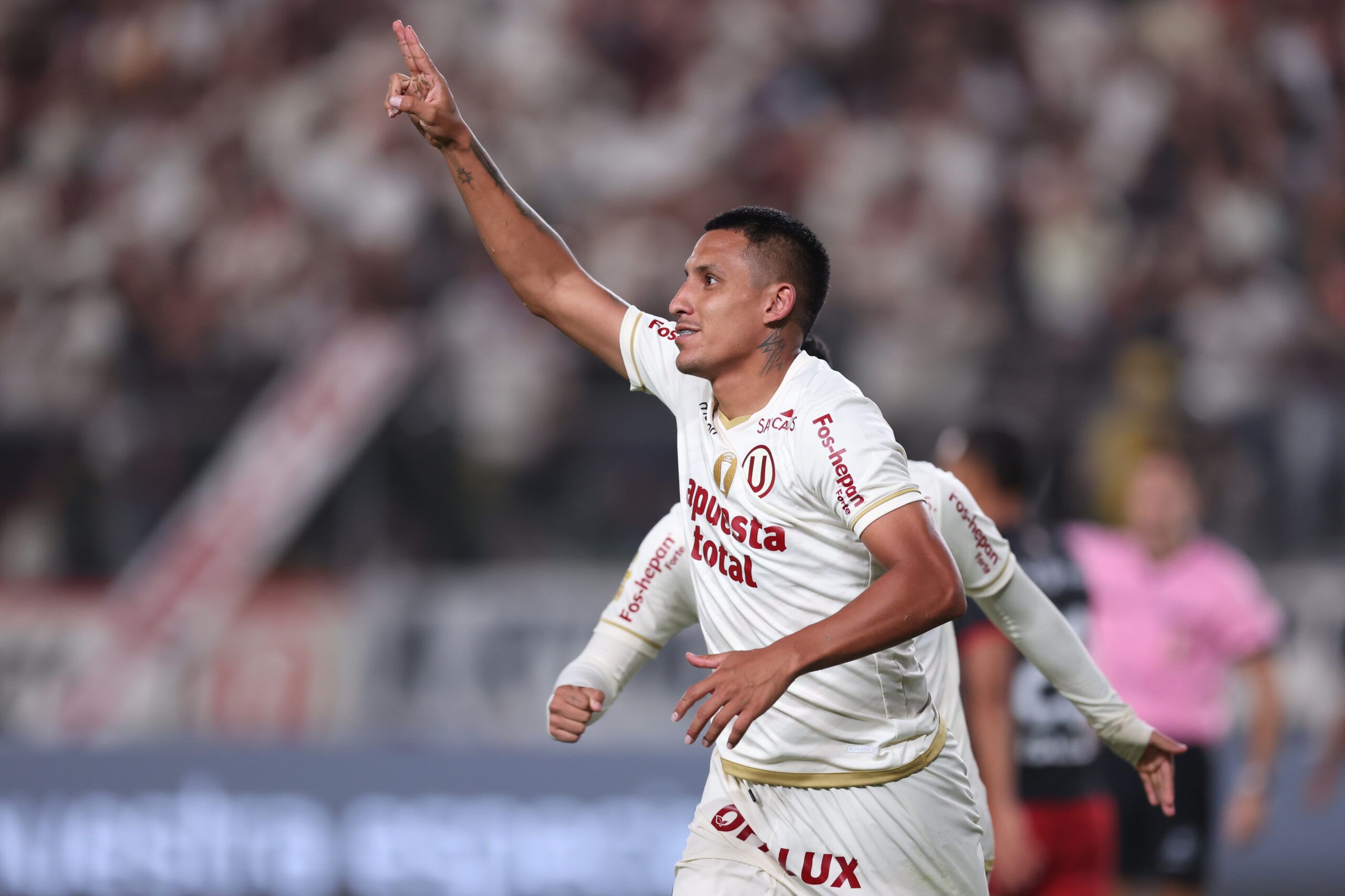 ¡Vale un Tri! Valera acerca a la ‘U’ a un paso de la gloria