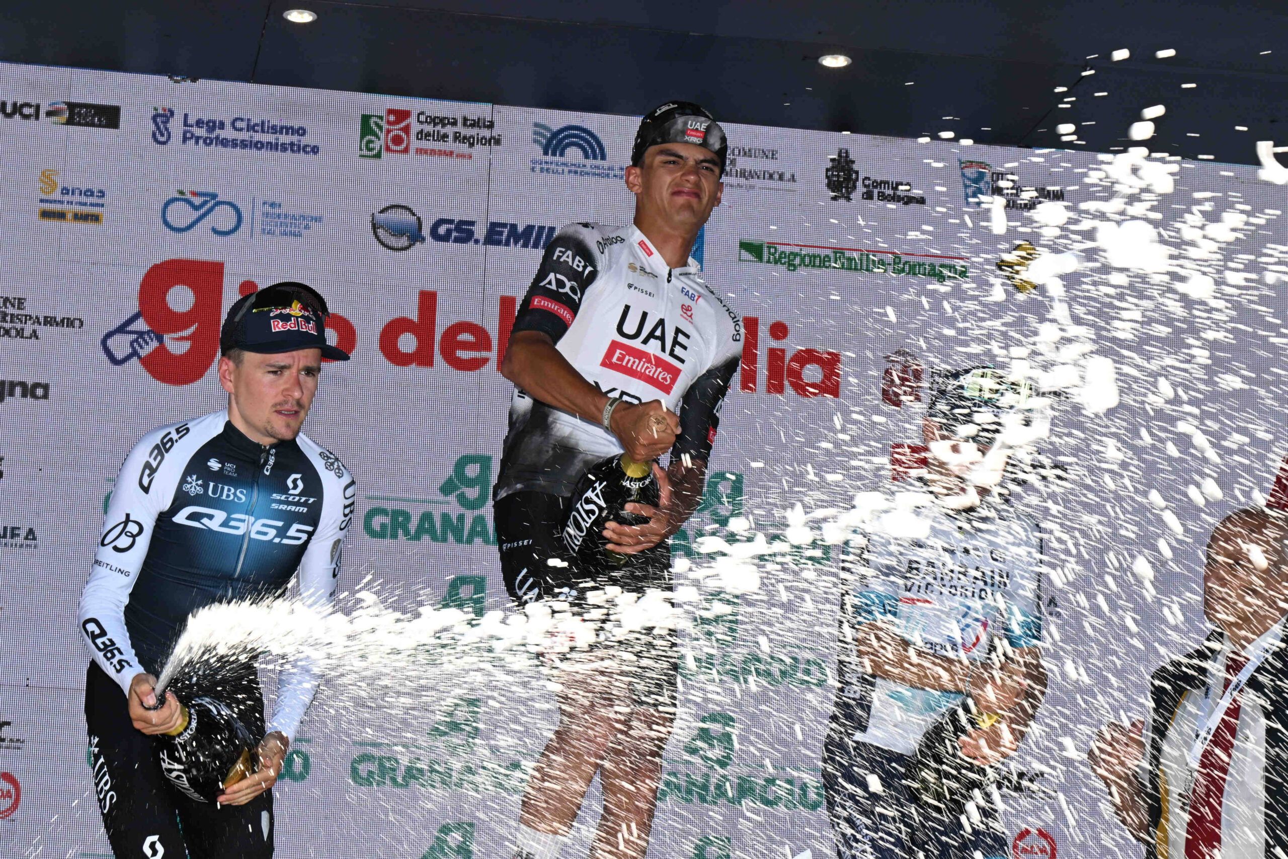 Isaac del Toro gana el Giro de Emilia