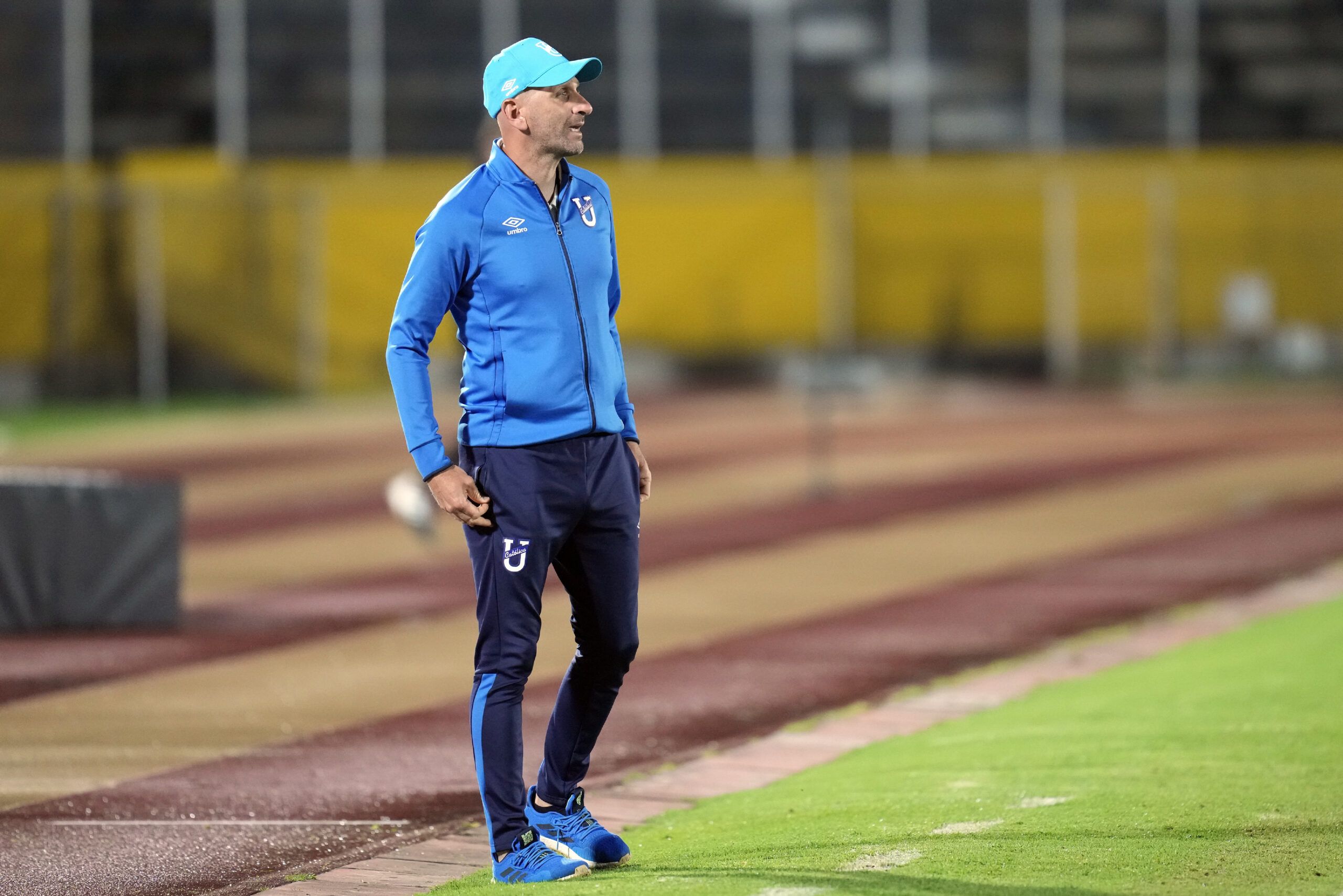 Parecía Carlitos: dos goles de Juan Manuel Tévez sostienen el sueño de Cusco FC.