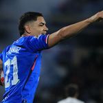 La punta en juego: Cruz Azul y América  se enfrentan en el clásico joven de la Liga mexicana.