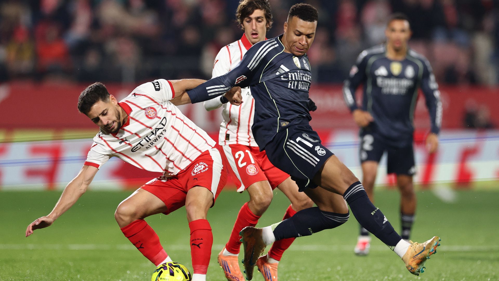 Real Madrid vuelve a tropezar: pierde la punta de LaLiga tras tercer empate consecutivo