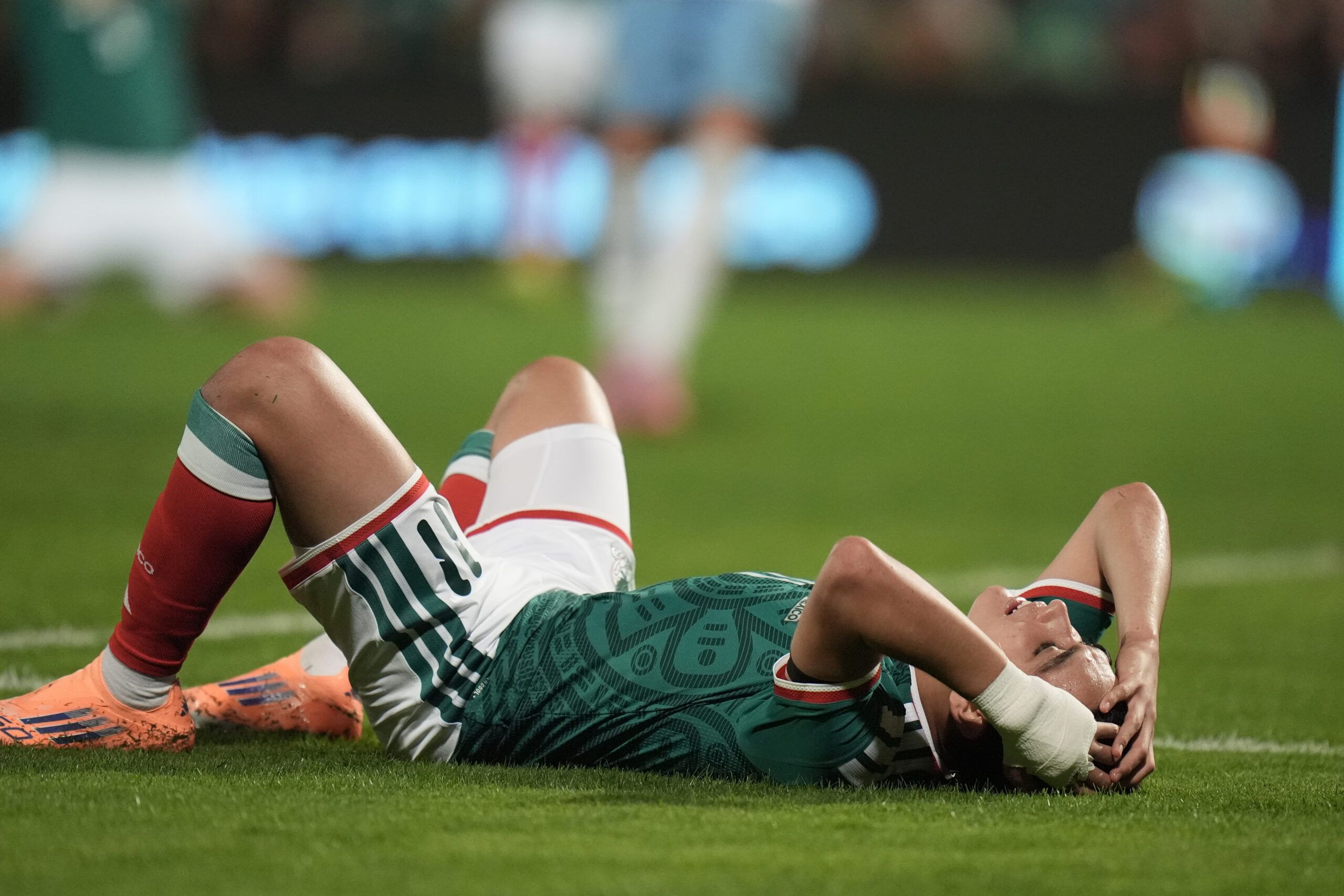 Mucho por mejorar: el Tri fue abucheado en su empate ante Uruguay en Torreón