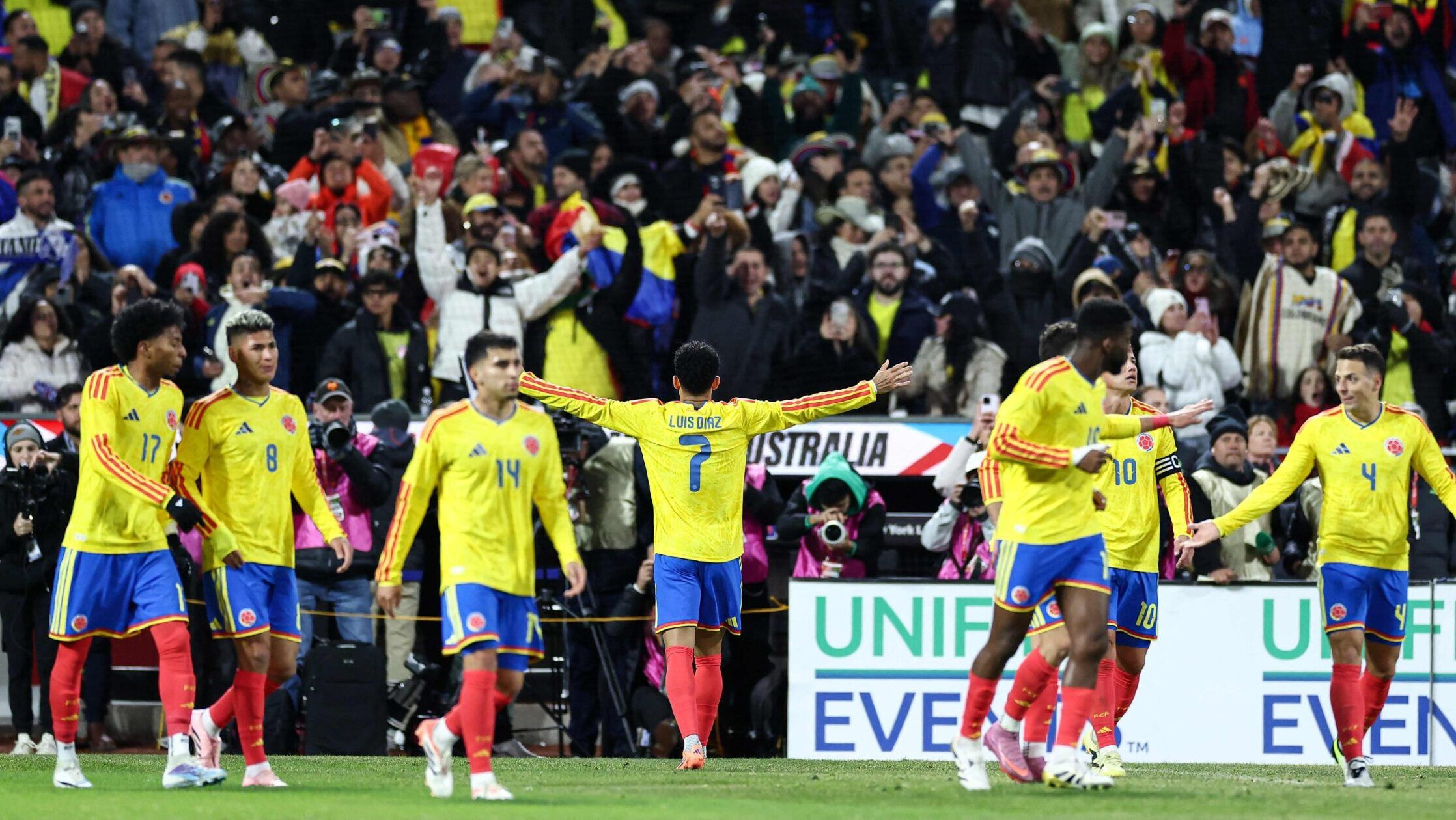 Colombia golea 3-0 a Australia y confirma su buen momento camino al Mundial