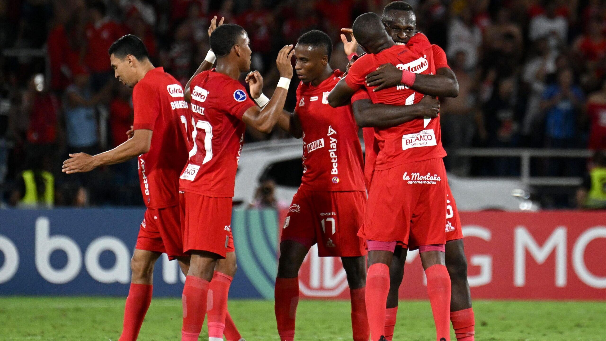 No hay quinto malo: América sigue ganando y depende de sí mismo para meterse en los cuadrangulares