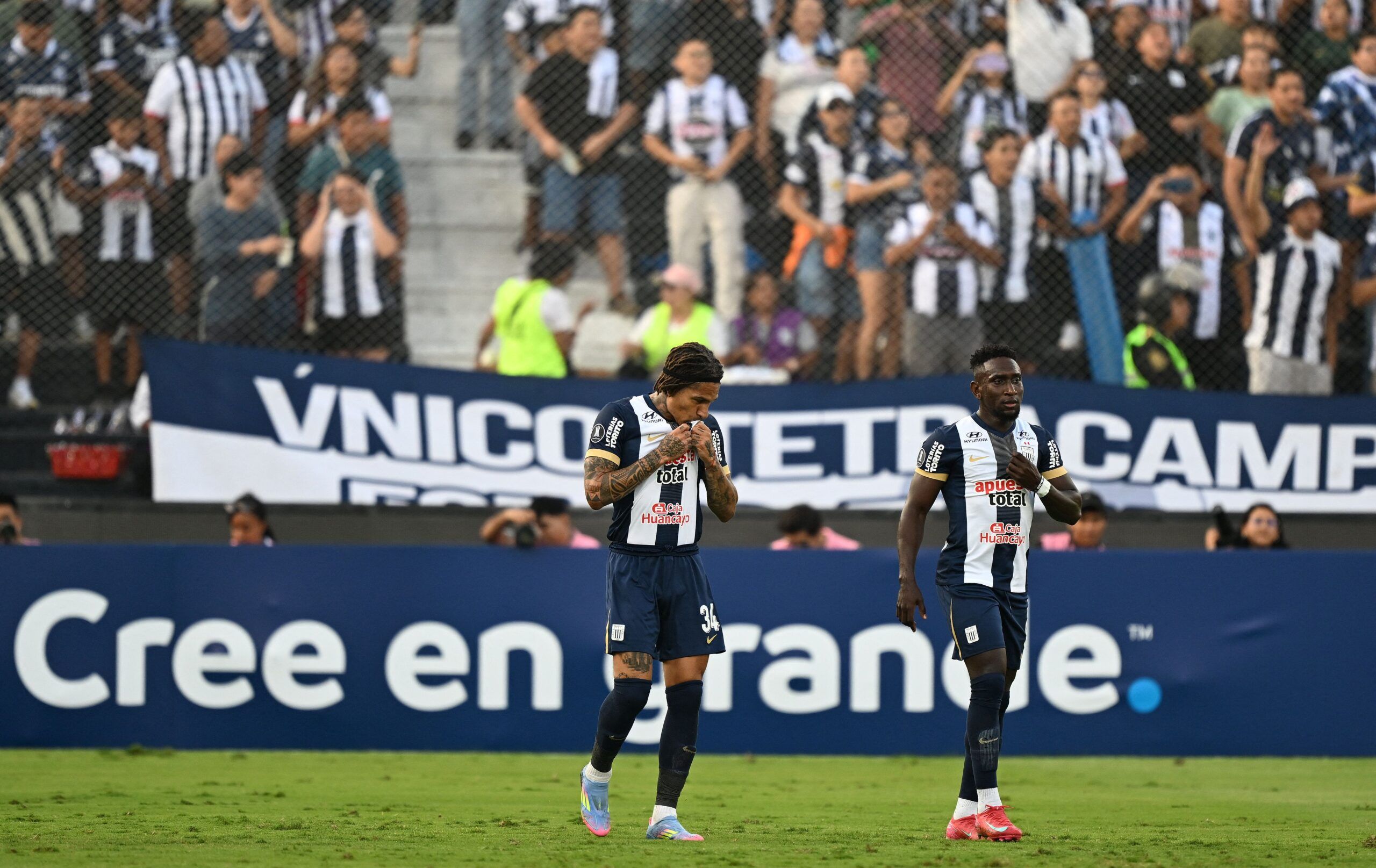 Noche de brujas: Alianza rescata un punto ante Melgar en el minuto 97