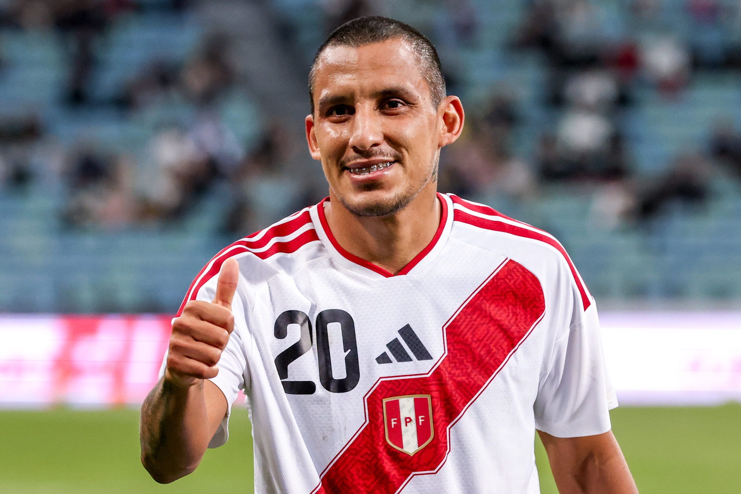 Sabor amargo: con un hombre más Perú cayó ante Chile en Sochi