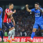 Cruz Azul elimina a Chivas en un final cargado de tensión y un desenlace amargo para Chicharito