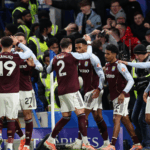 Aston Villa remonta en Stamford Bridge y estira su racha triunfal en la Premier League