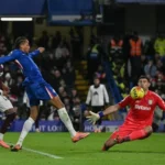 Ajustes, paciencia y jerarquía: cómo Aston Villa desarmó a Chelsea en Stamford Bridge