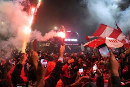 El Clásico de La Plata define al segundo semifinalista y mucho más: los condimentos extra del partido en El Bosque