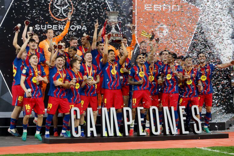 Barcelona ya batió a Real Madrid y es campeón de la Supercopa de España. (EFE -/EFE)