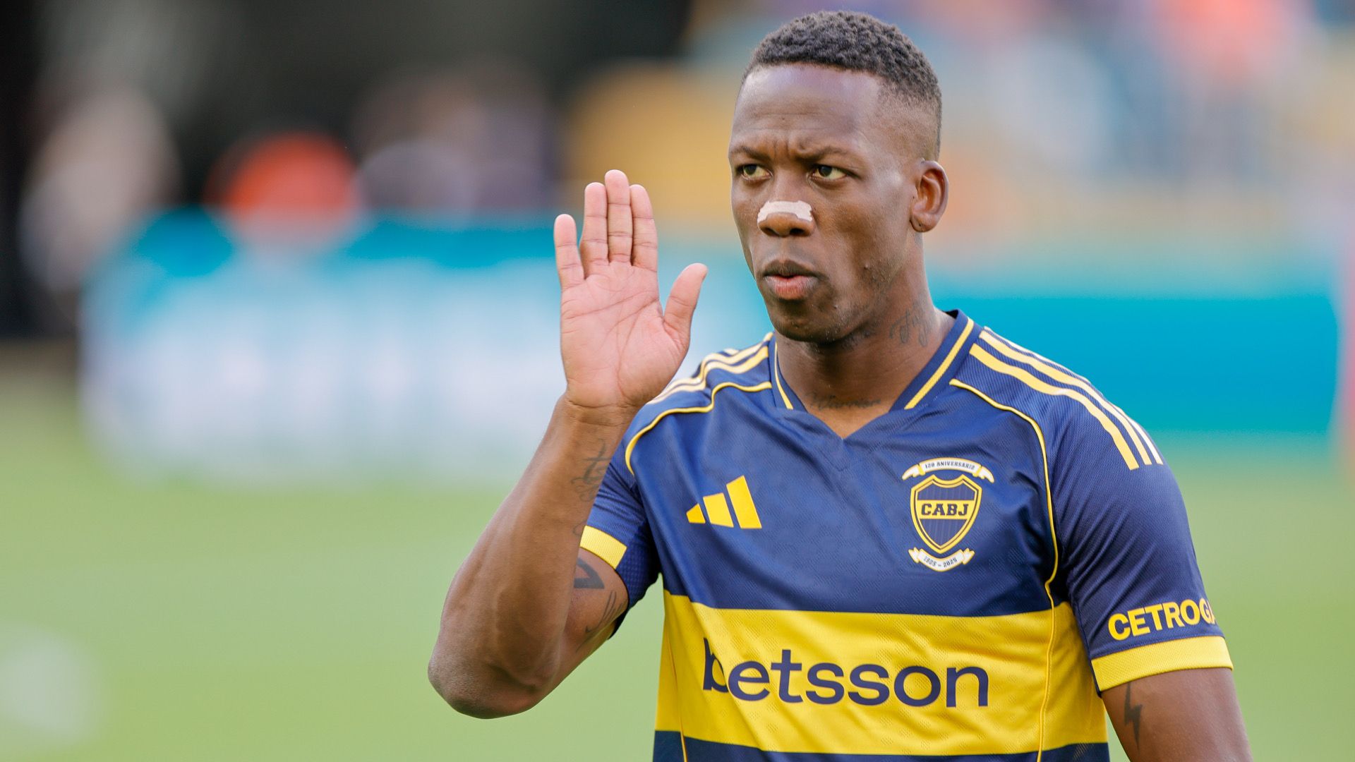 ¿Un 'Rayo' en La Victoria? Luis Advíncula se despide de Boca y se encamina a regresar al fútbol peruano