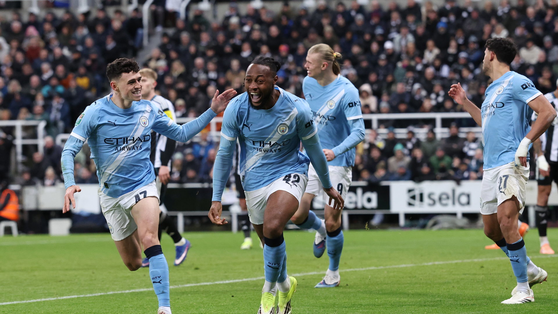 Manchester City pegó primero y se acerca a la final de la EFL Cup
