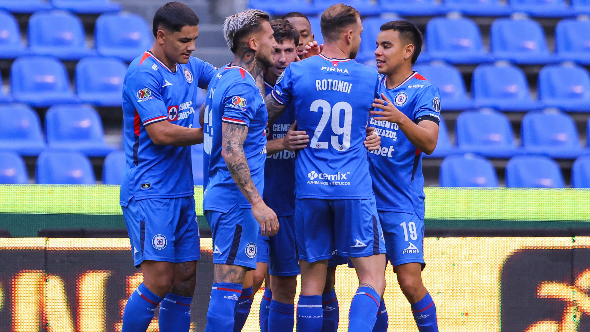 A toda máquina: Cruz Azul se reencuentra con el triunfo y supera al Atlas en Puebla