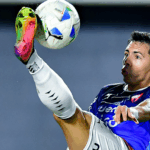 Cerro Porteño y San Lorenzo empatan sin goles en un amistoso marcado por las expulsiones