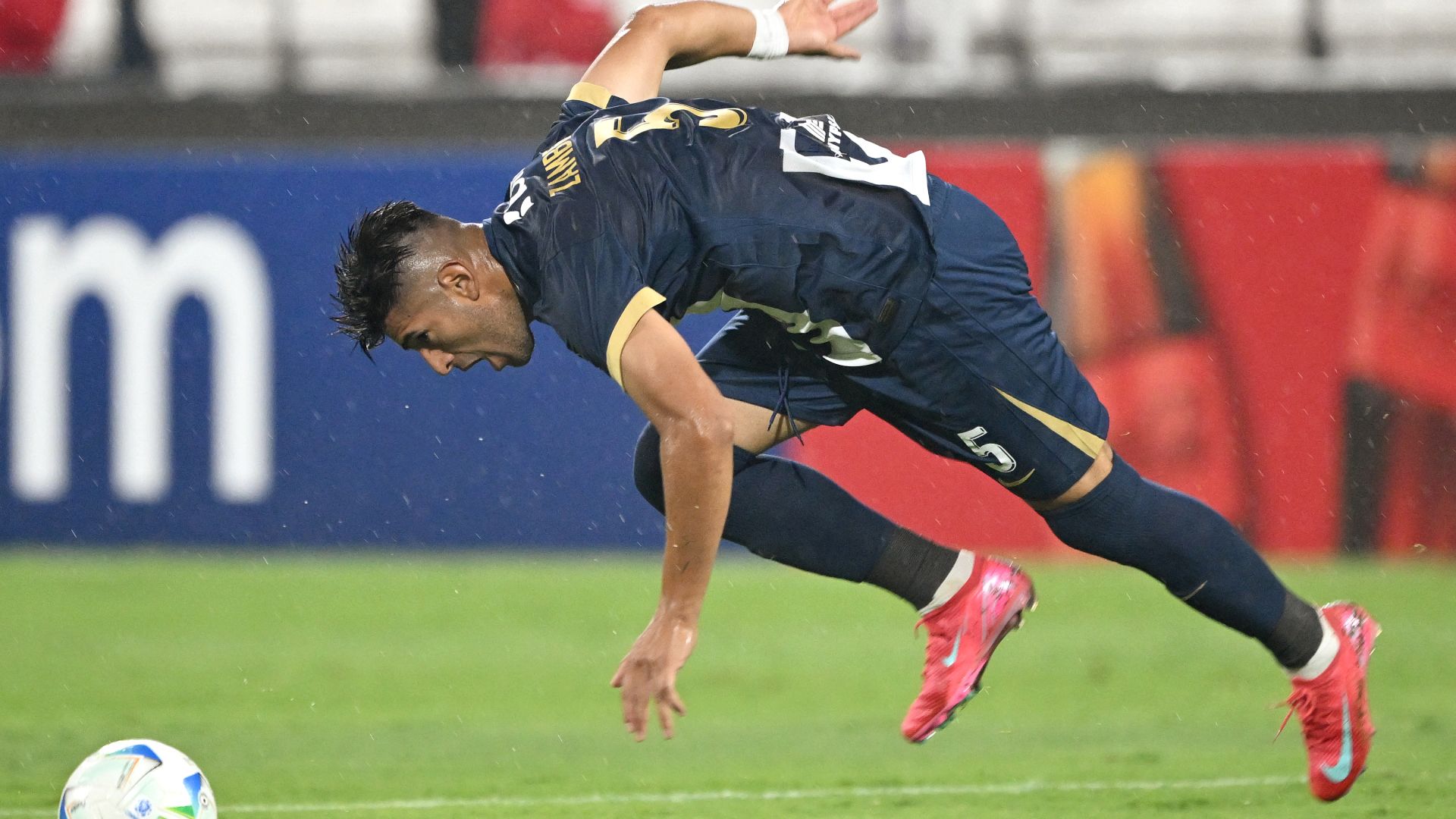 Denuncia sacude a Alianza Lima: tres jugadores fueron separados de manera indefinida