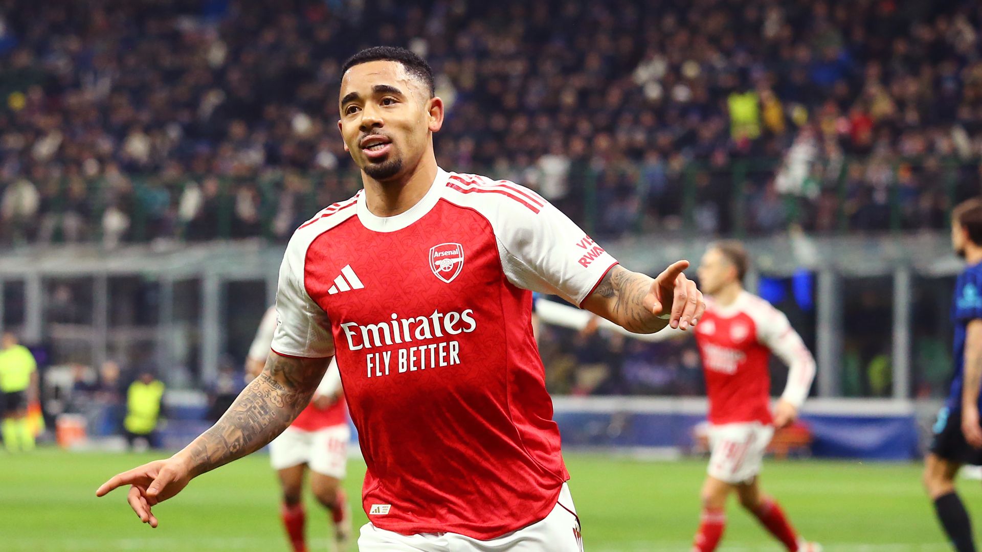 Noche inglesa en Milán: Arsenal supera al Inter y avanza en la Champions