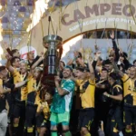 ¡A mano limpia! El Show del "Mono" Sánchez que corona a Coquimbo Supercampeón en una final de dientes apretados