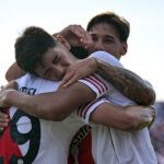Montiel le dio el triunfo a River ante un discreto Barracas Central