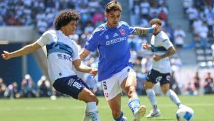 El Clásico Universitario paraliza el fútbol chileno con la cima en juego y polémica en el arbitraje