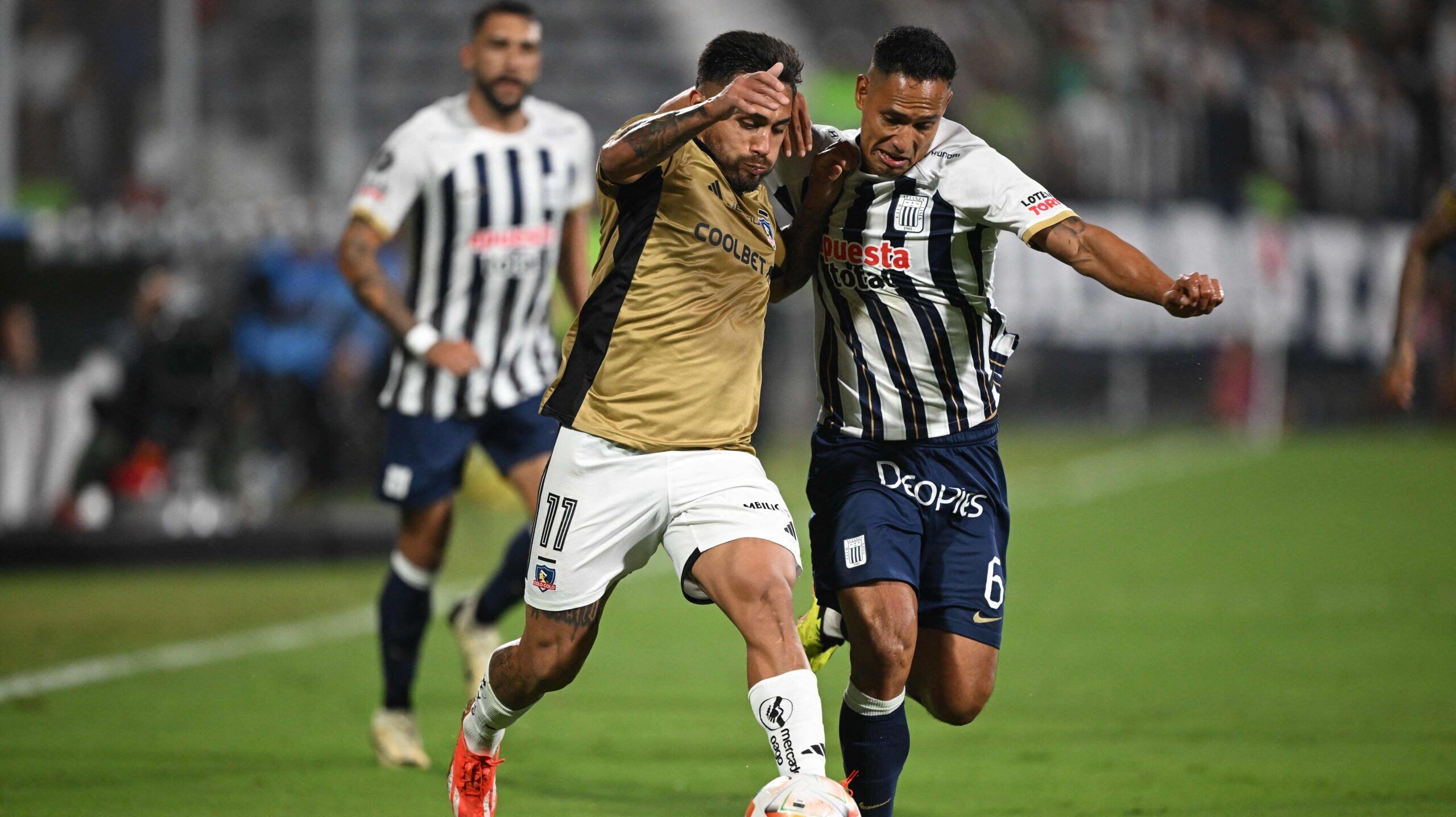 Colo Colo vs. Alianza Lima: La "Hermandad" pone a prueba al Cacique en su primer gran examen del 2026