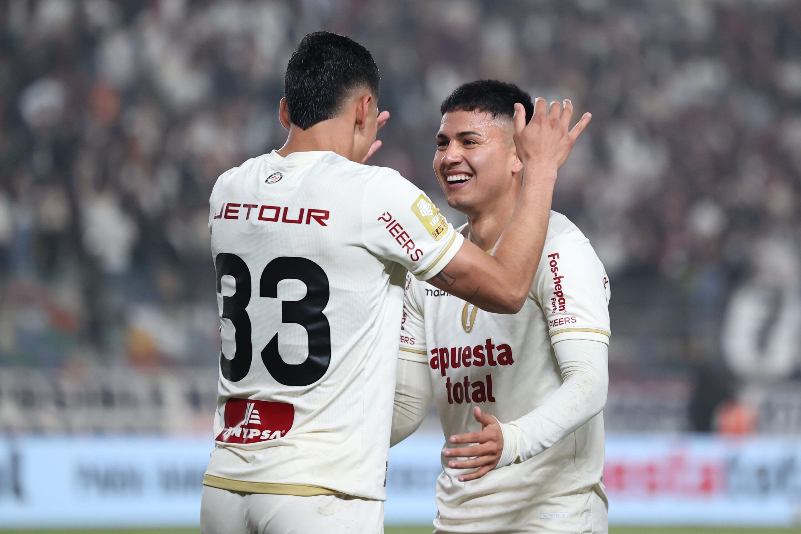 Una noche ‘Monumental’: el campeón vuelve a casa. Universitario presenta su plantel 
