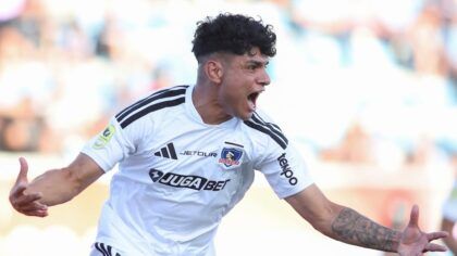 Menos fútbol, más camiseta: El Colo Colo más pragmático no enamora, pero avisa que peleará el título.