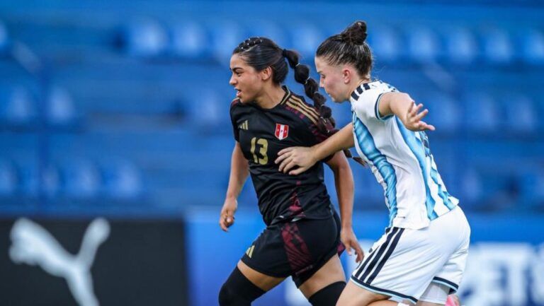 La selección peruana Sub 20 no pudo ante Argentina. Fuente: La Bicolor