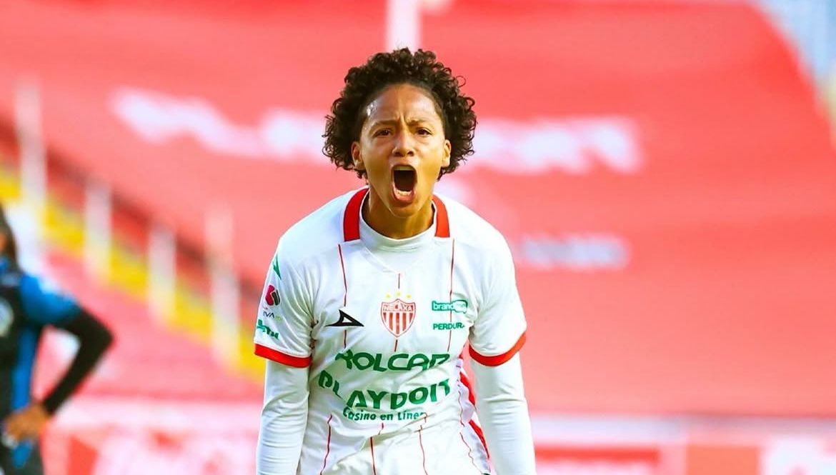 ¡Histórico! Sashenka Porras anotó el primer gol de una peruana en la Liga MX