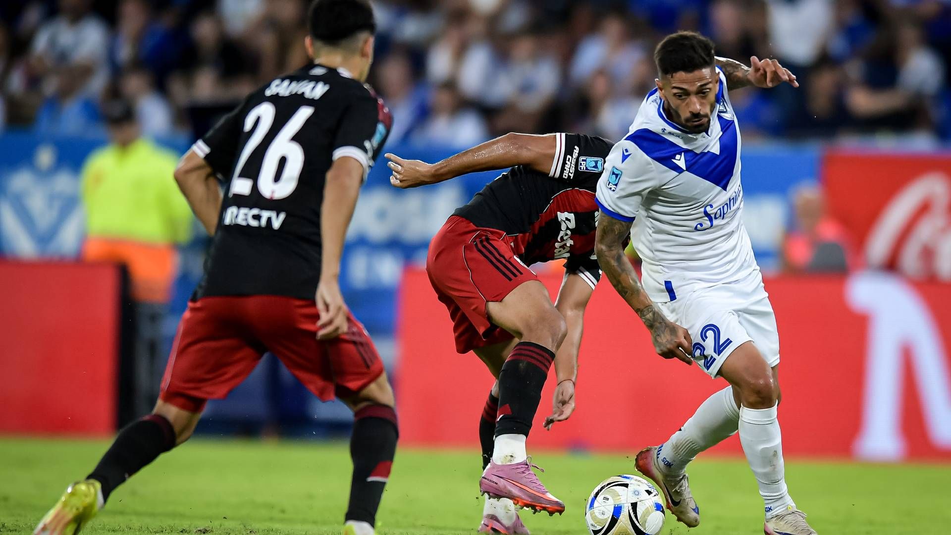 Vélez profundiza la crisis de River al vencerlo en Liniers