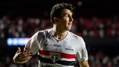 El destape de la nueva joya: La mutación táctica de Gonzalo Tapia y el debate del "9" en La Roja