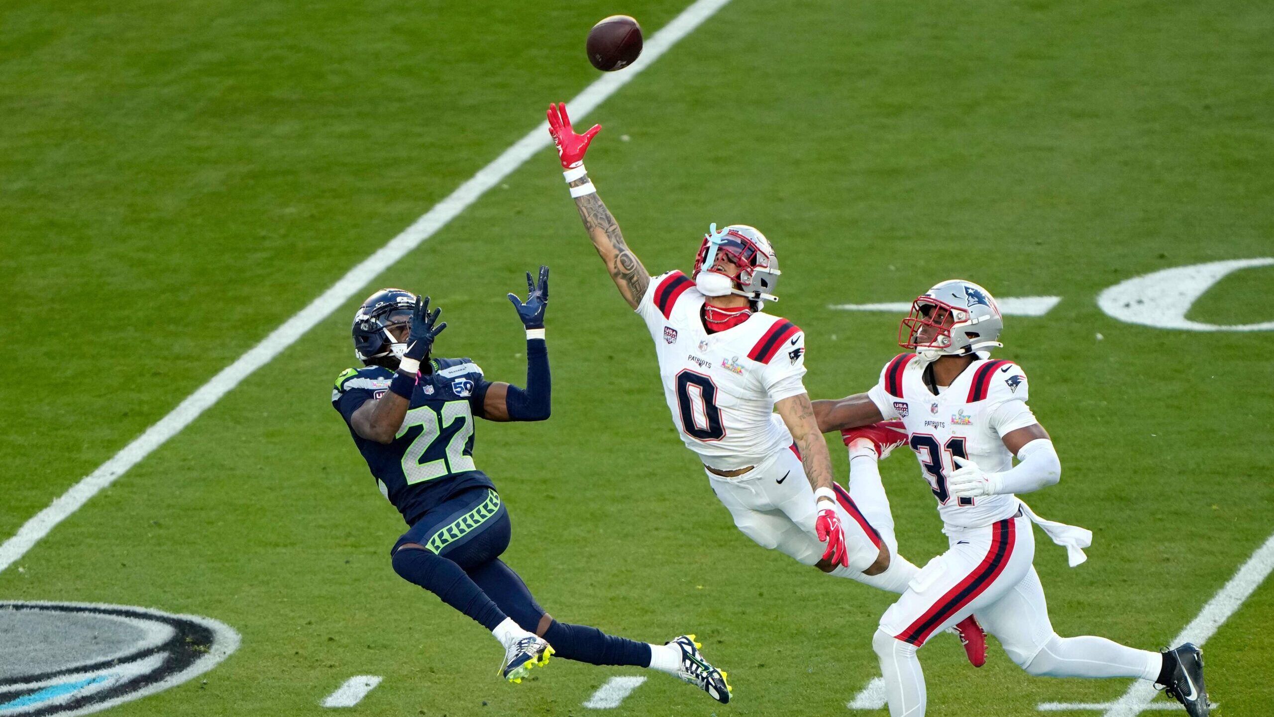 Christian González brilló en el Super Bowl pese a derrota de los Patriots