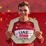 Isaac del Toro conquista el UAE Tour y hace historia para el ciclismo mexicano