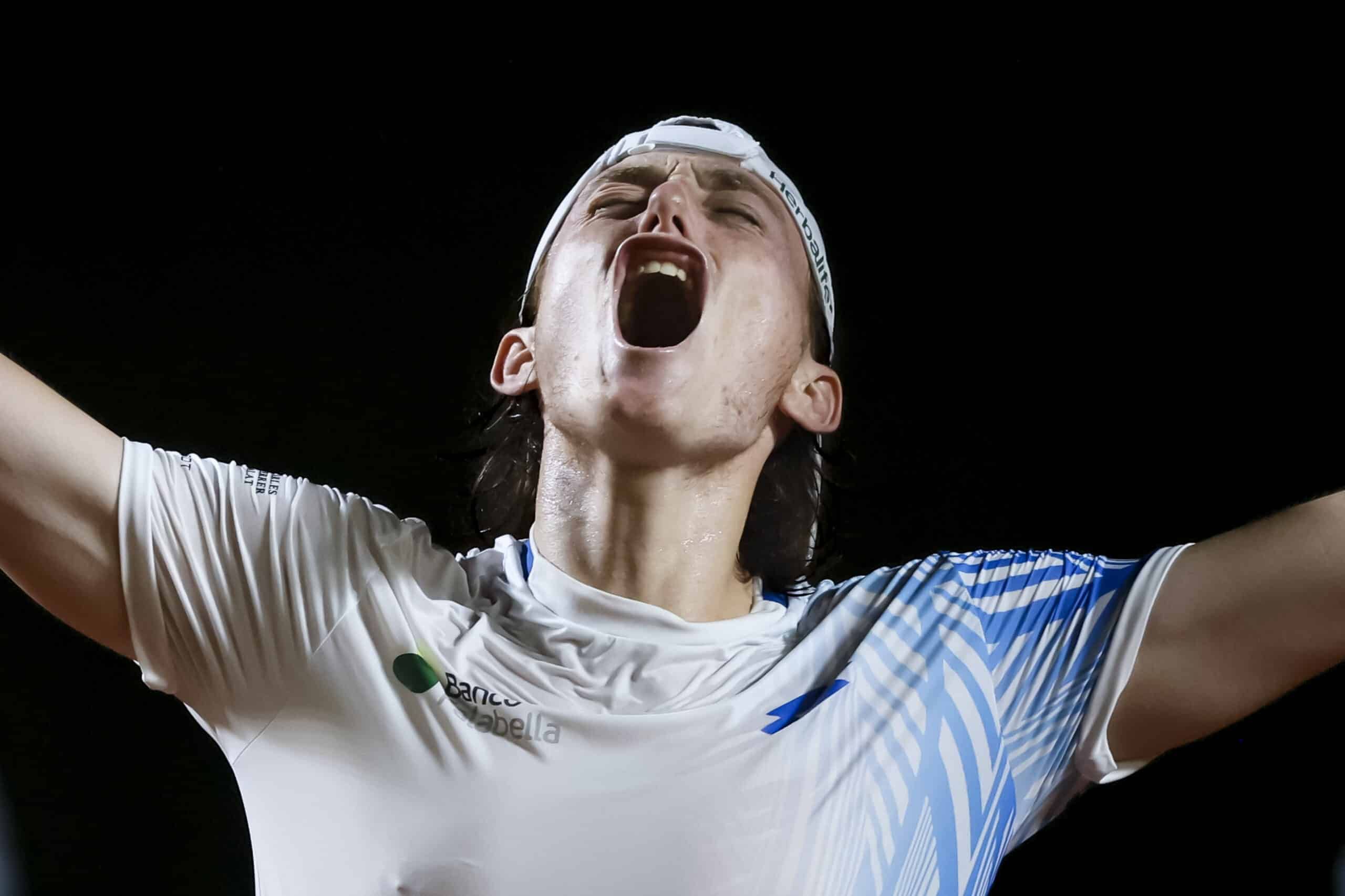 Ignacio Buse sigue escalando posiciones, amaneció como 62 del mundo en el live ranking