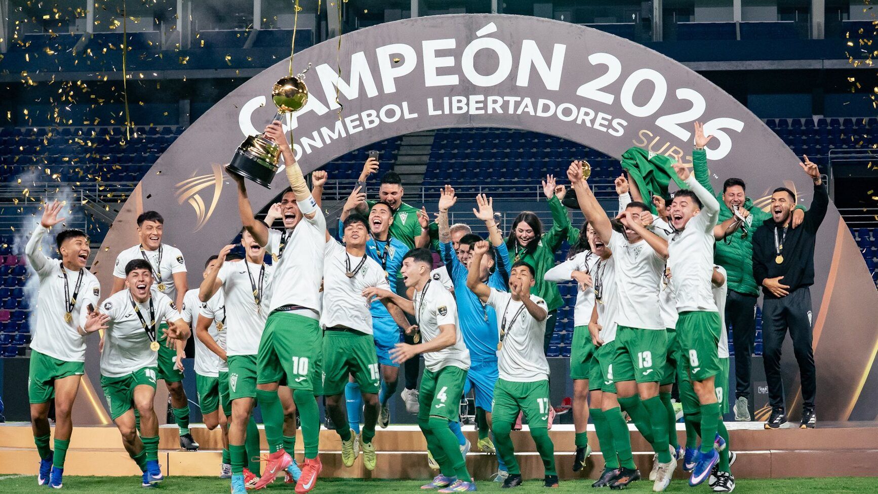 El Decano dictó cátedra: El "milagro" porteño que nos abofeteó la cara