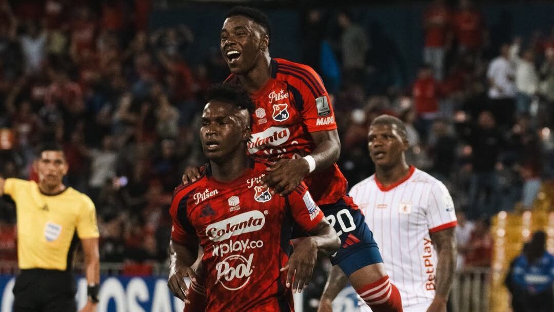 DIM remonta con doblete de Ortiz y deja herido al América