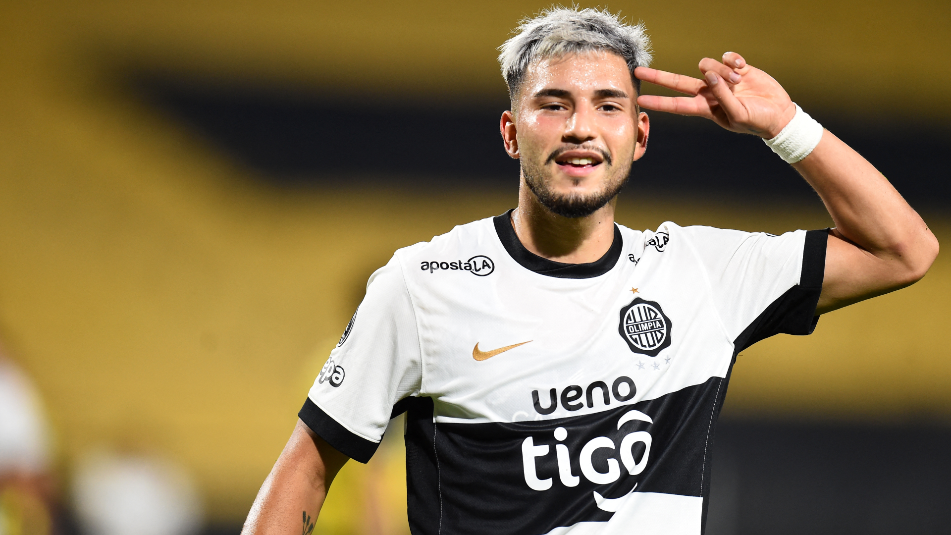 Olimpia goleó a 2 de Mayo y se consolida en lo más alto de la clasificación