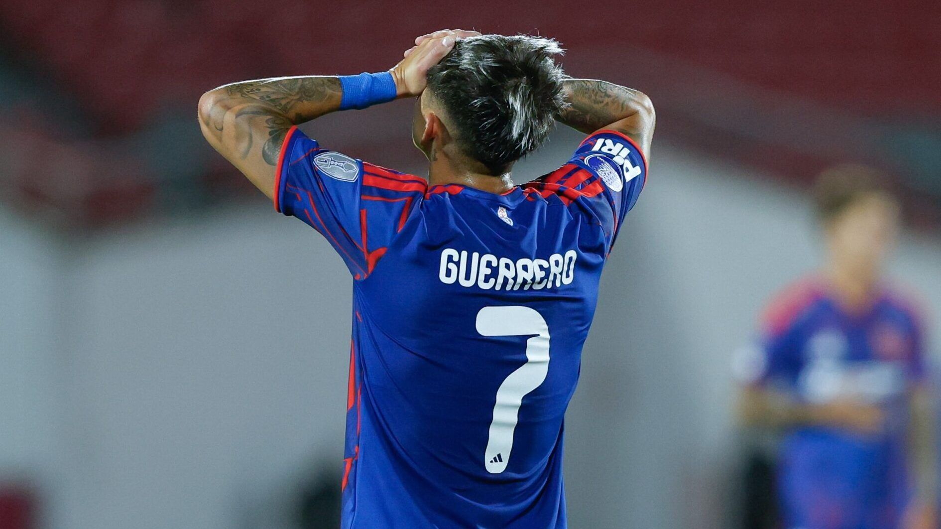 Se acabó el oxígeno del Superclásico: El aterrizaje forzoso de la U tras la caída ante Palestino