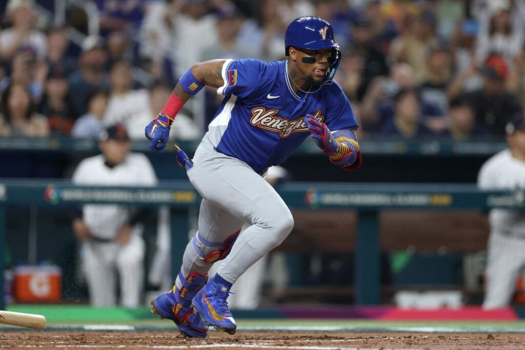 Ronald Acuña Jr. (Photo by AL BELLO / GETTY IMAGES)