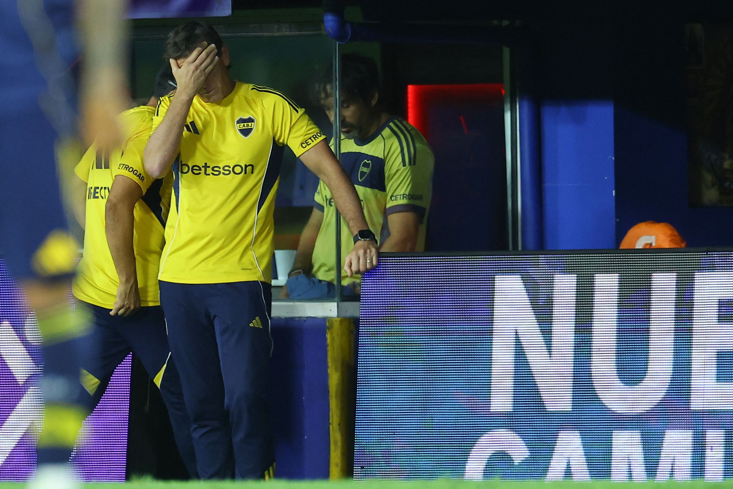 Boca no levanta cabeza: empate en Santa Fe y el equipo sigue sin despegar