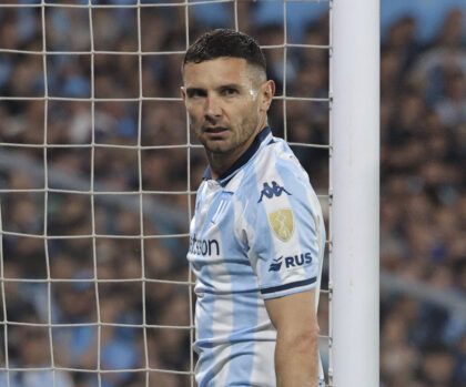 En los goles de Maravilla, Racing encontró la calma