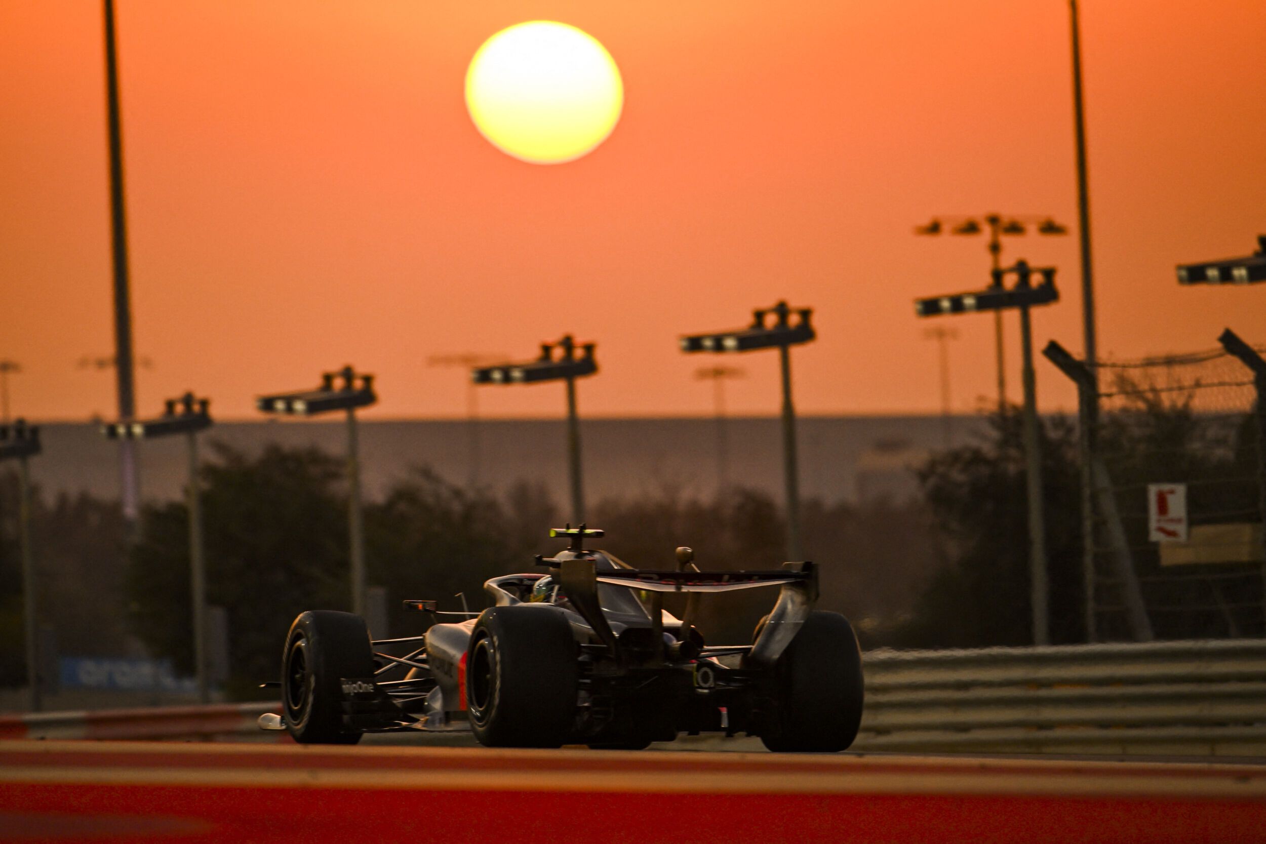 Cancelan las pruebas de F1 en Bahréin por conflicto en Medio Oriente