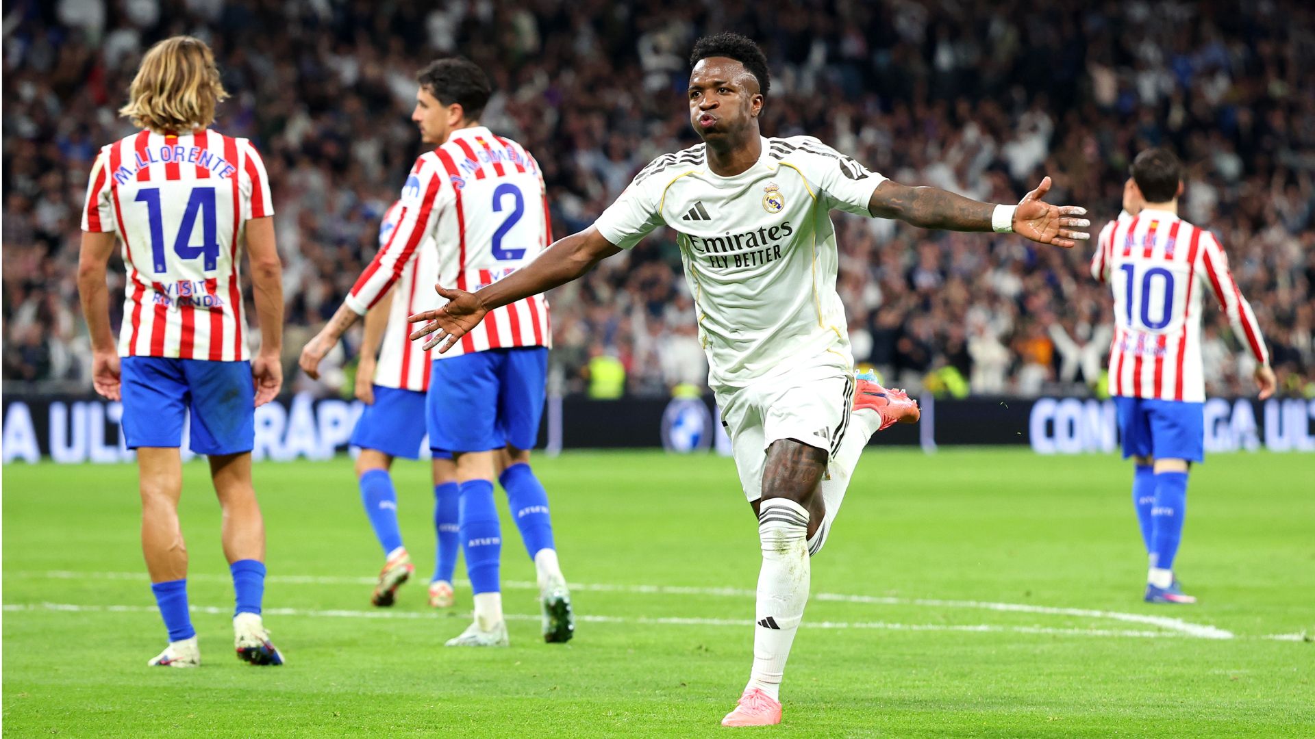 Batalla en Madrid: Real vence al Atlético y se aferra a LaLiga