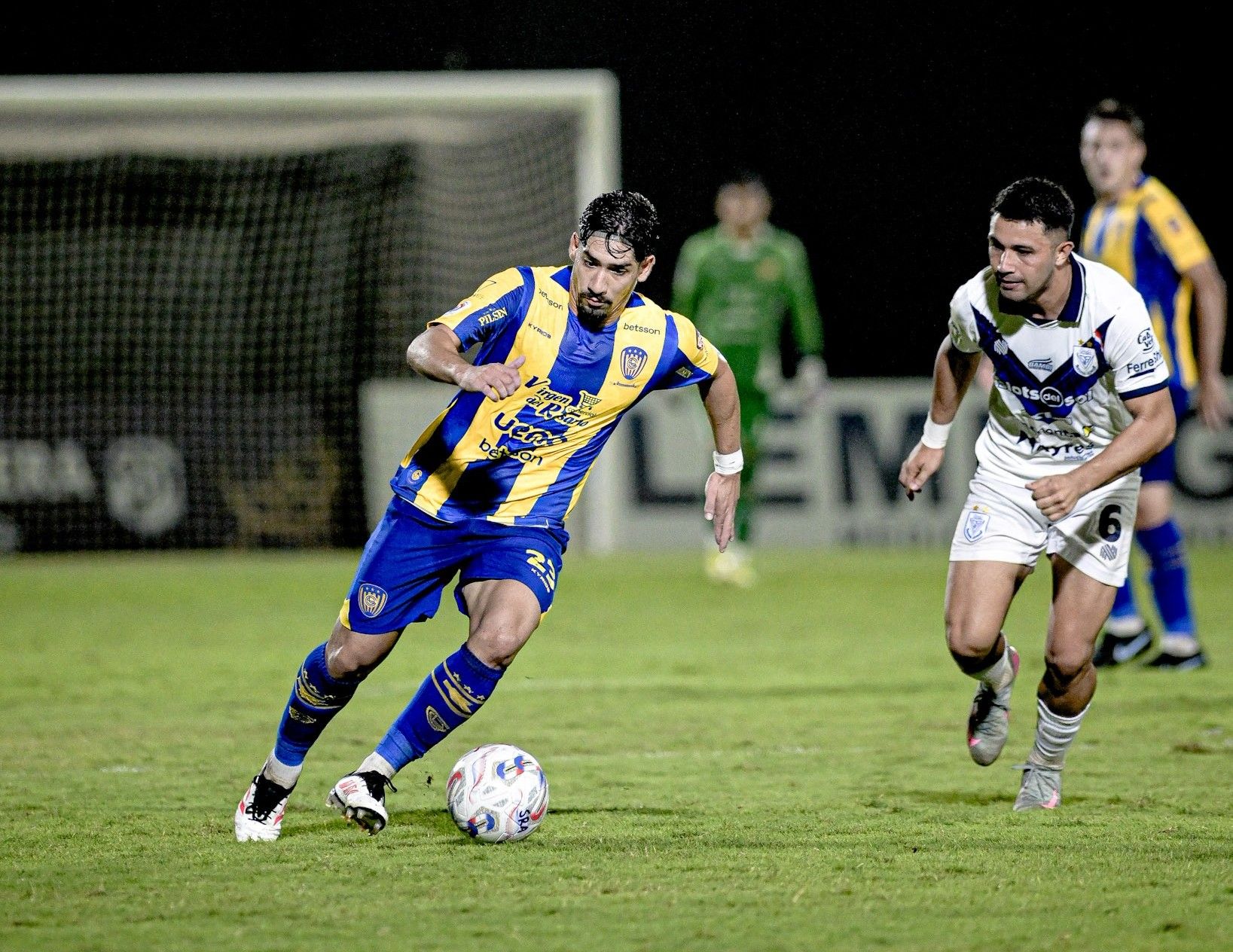 Sportivo Luqueño no pasó del empate ante Sportivo Ameliano