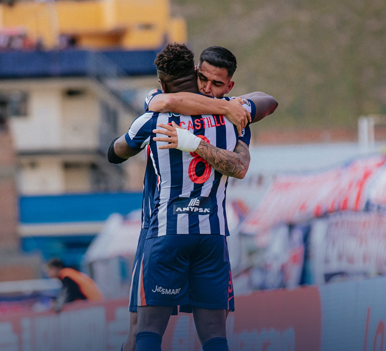 Alianza Lima recibe a Cusco FC con la obligación de alcanzar a Los Chankas