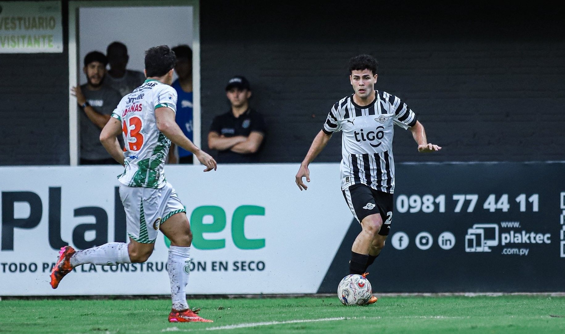 Rubio Ñu goleó a Libertad y provocó la renuncia de "Chiqui" Arce