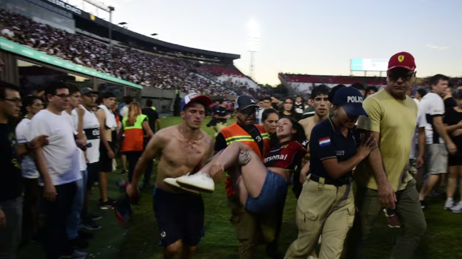 Olimpia vs. Cerro Porteño: suspendido el superclásico por graves incidentes
