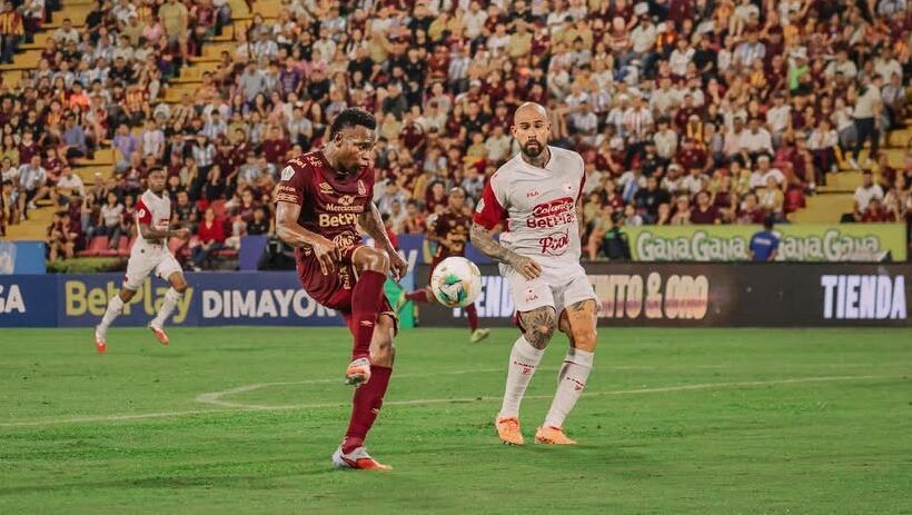 Tolima y Santa Fe empataron en un duelo clave antes de la Copa Libertadores